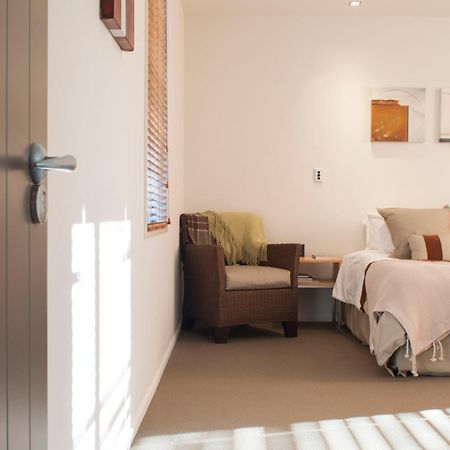 Sunrise Sanctuary Villa Wanaka Exterior foto