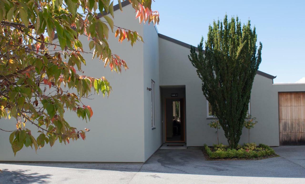 Sunrise Sanctuary Villa Wanaka Exterior foto