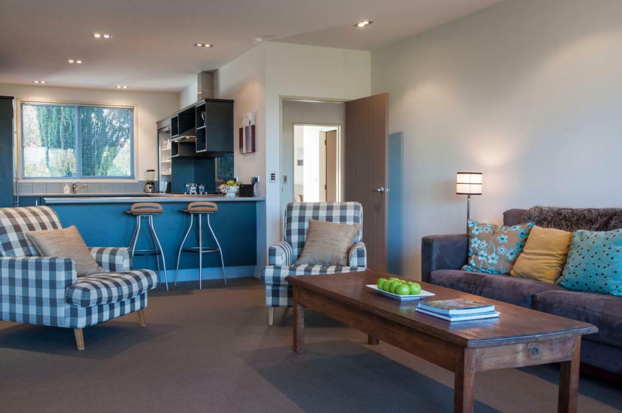 Sunrise Sanctuary Villa Wanaka Exterior foto